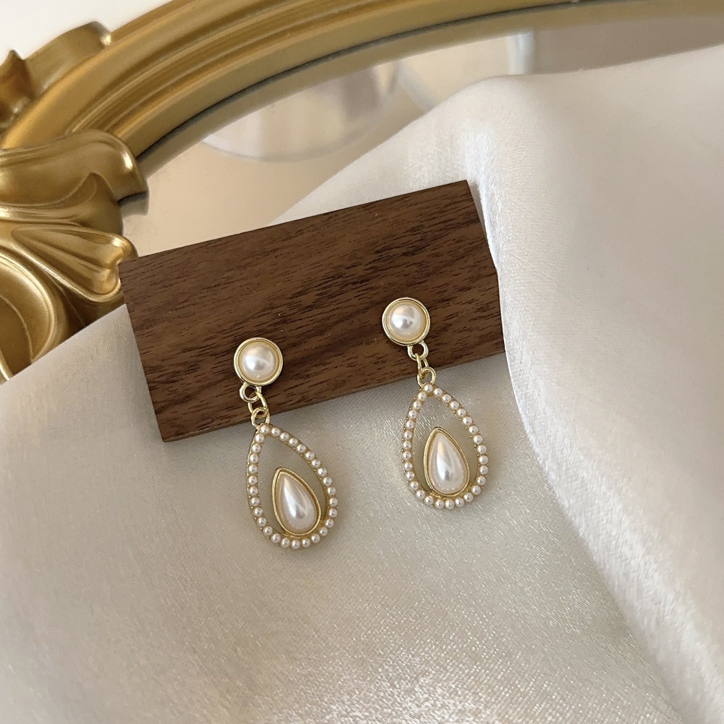 Droplet earrings French fashion